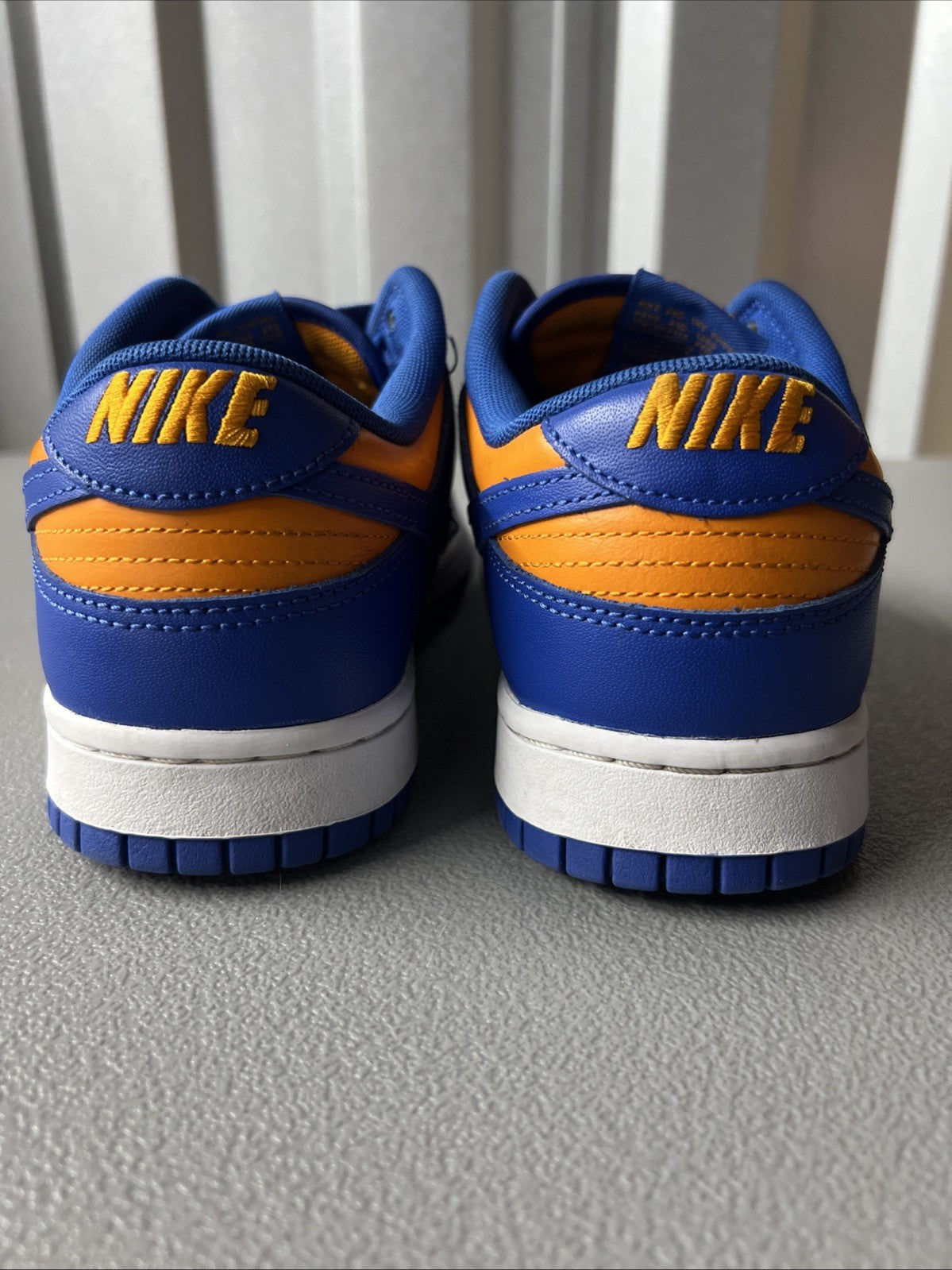 Size 10 - Nike Dunk Low Knicks