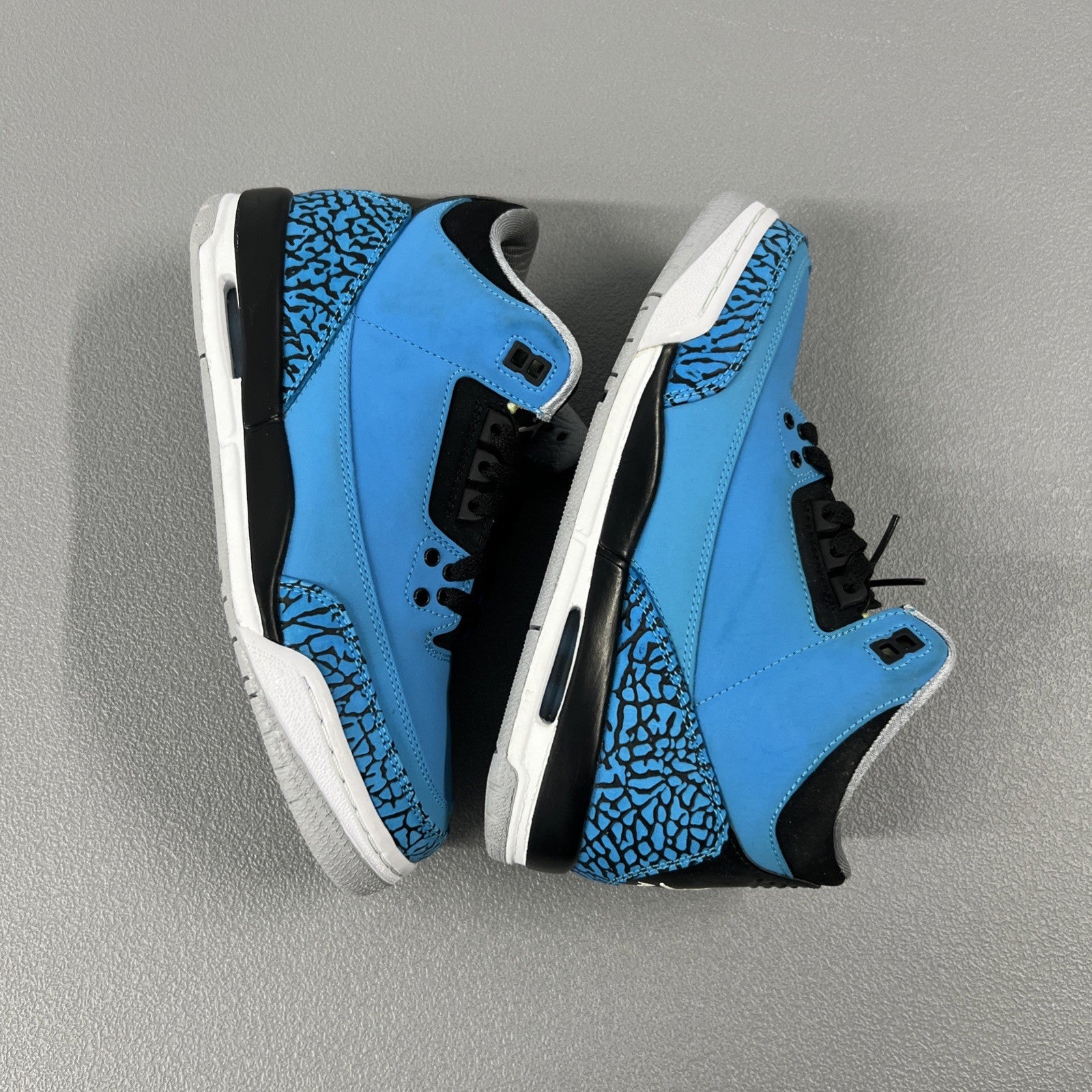 Size 6Y or 7.5 Wmns - Jordan 3 Retro ‘Powder Blue’ GS