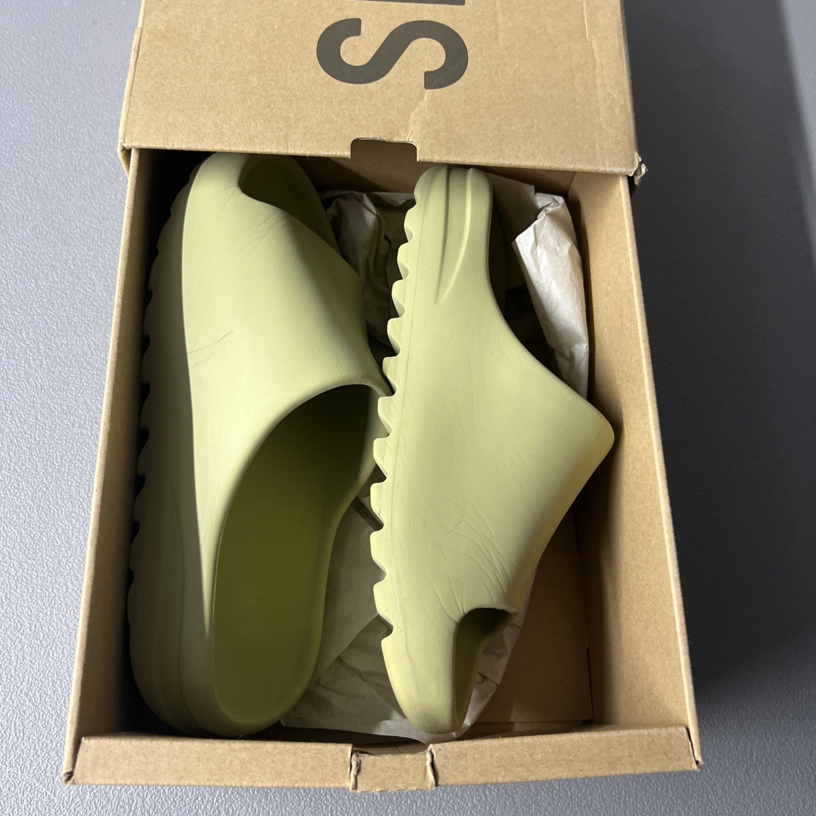 Size 9 Men’s or 10.5 Wmns- Adidas Yeezy Slide ‘Resin’