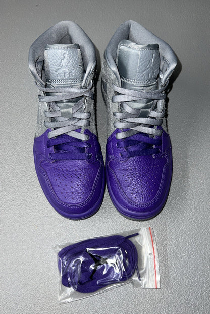 Size 5 - Jordan 1 Mid Sheila Rashid Wmns