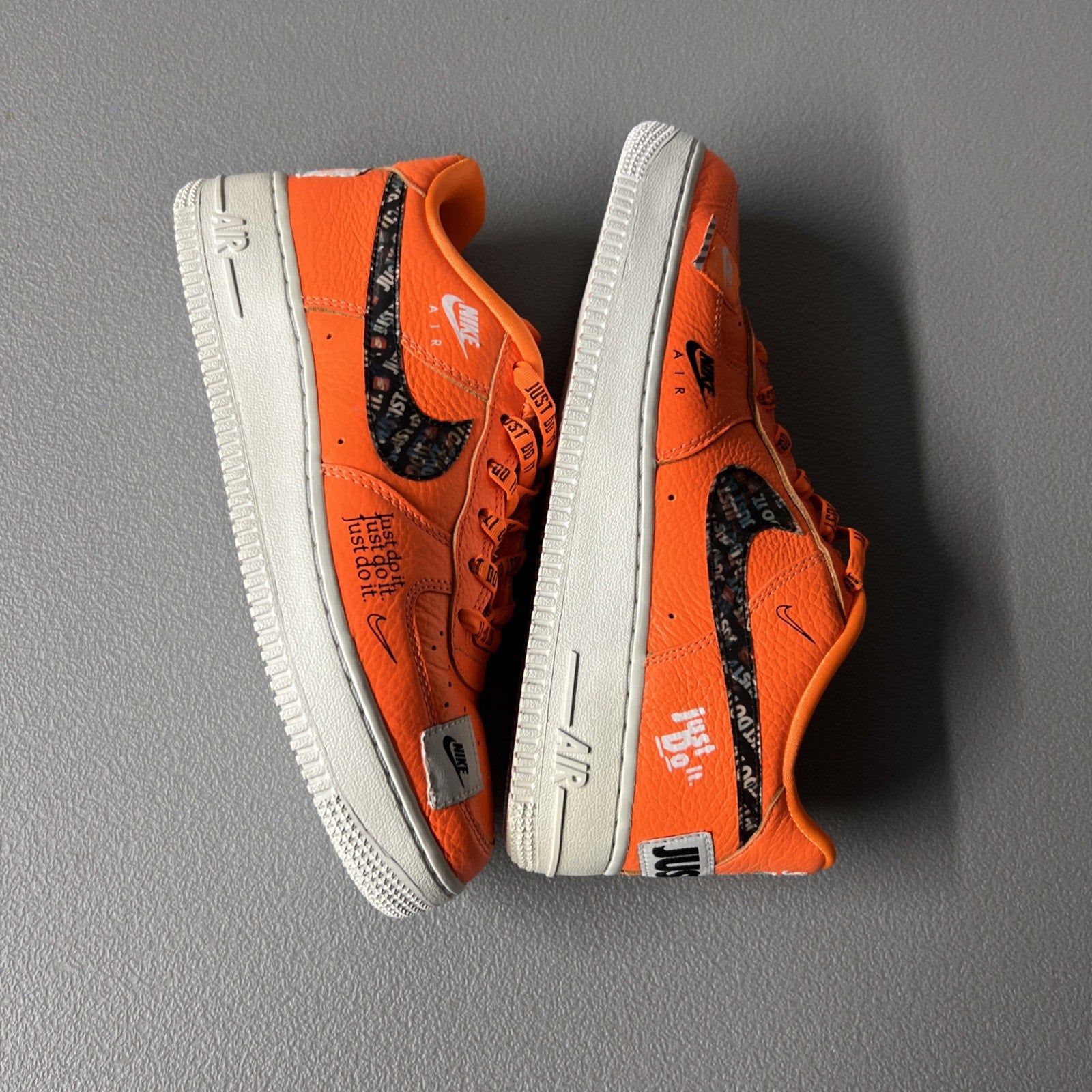 Size 6Y or 7.5 Wmns- Nike Air Force 1 '07 Premium 'Just Do It Pack’