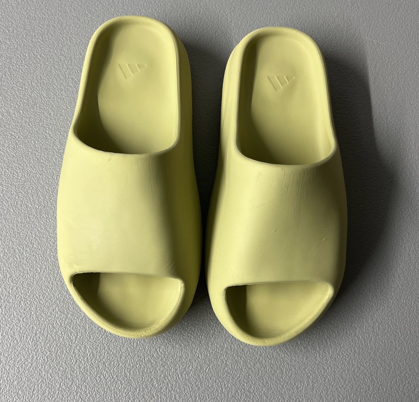 Size 9 Men’s or 10.5 Wmns- Adidas Yeezy Slide ‘Resin’