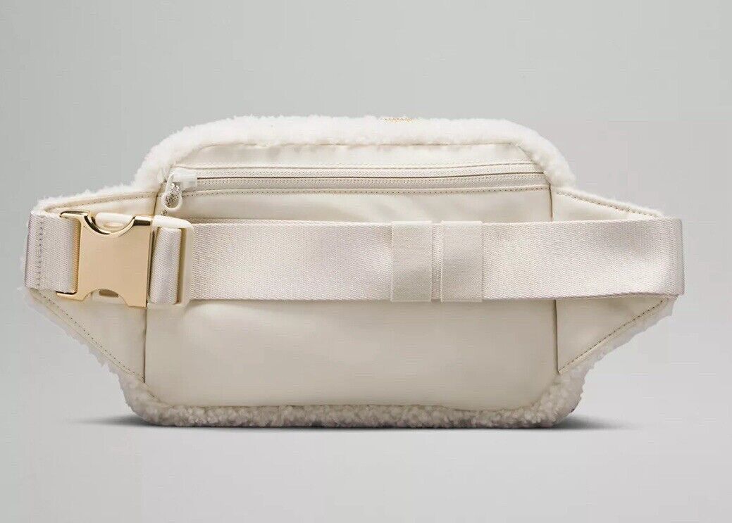 lululemon Everywhere Belt Bag Large 2L Fleece NWT