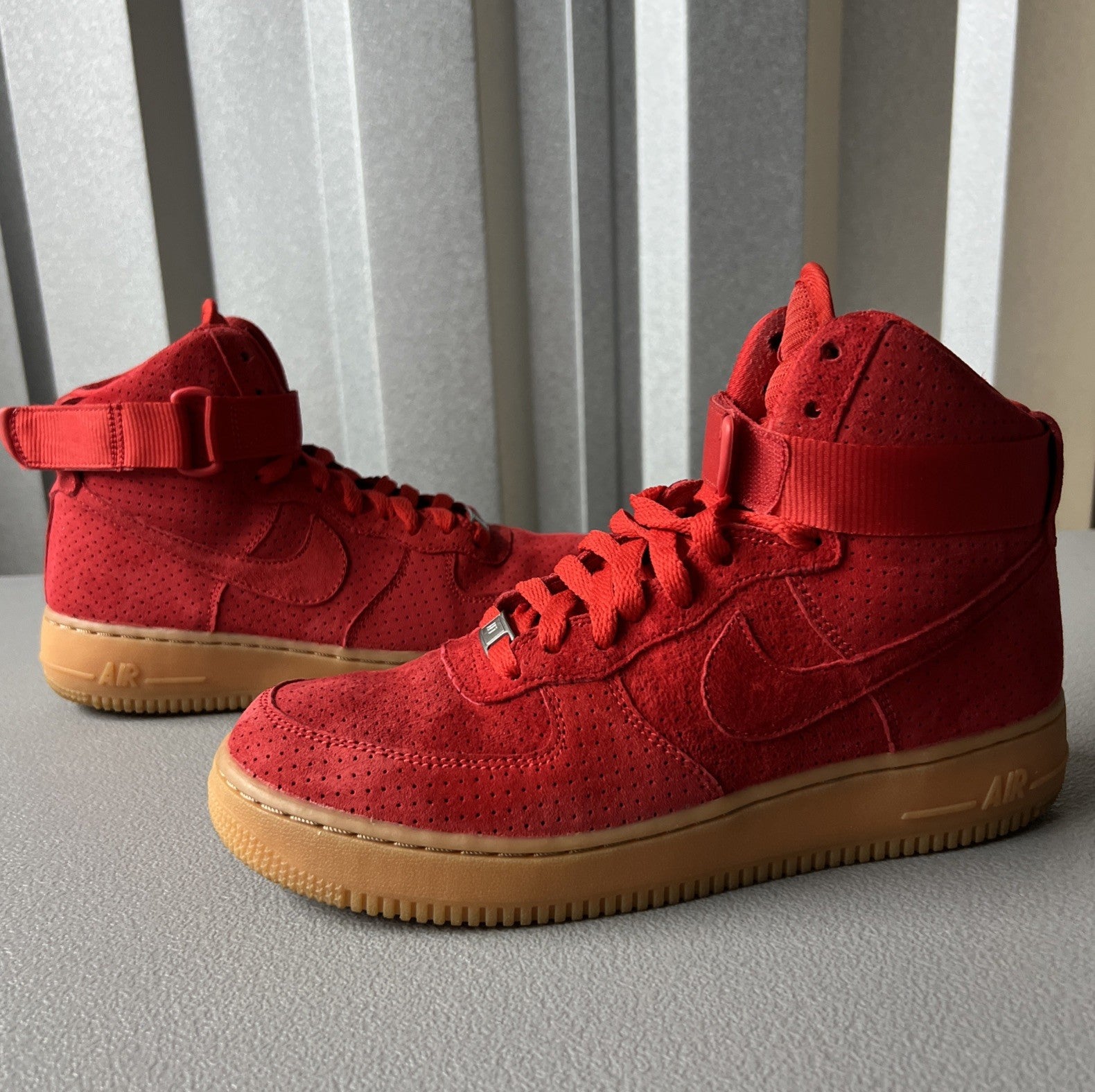Size 9 Wmns or Men’s 7.5- Nike Air Force 1 Suede High University Red