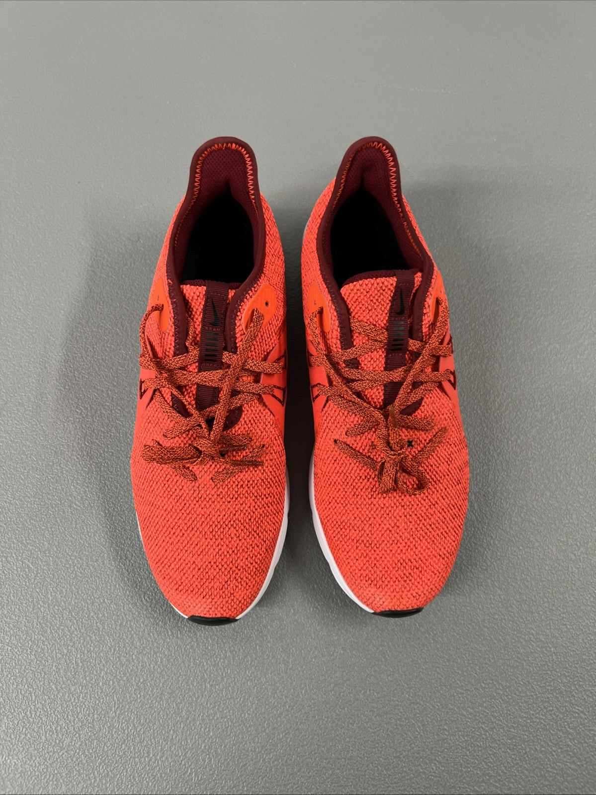 Size 7Y or 8.5 Wmns Nike Air Max Sequent 3 GS 'Team Red'