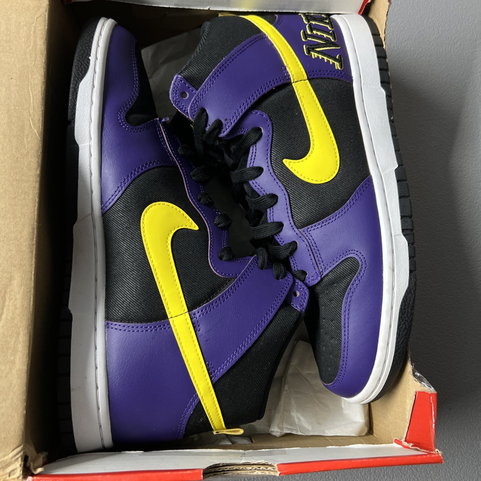 Size 11 - Nike Dunk Premium EMB High ‘Lakers’