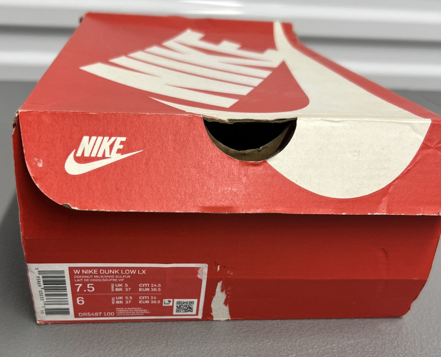 Size 7.5 - Wmns or 6 Men’s Nike Dunk Low LX Banana