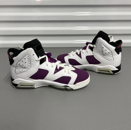 Size 5Y or 6.5 Wmns- Air Jordan 6 Retro 'Vivid Pink'  543390-127 (GS)