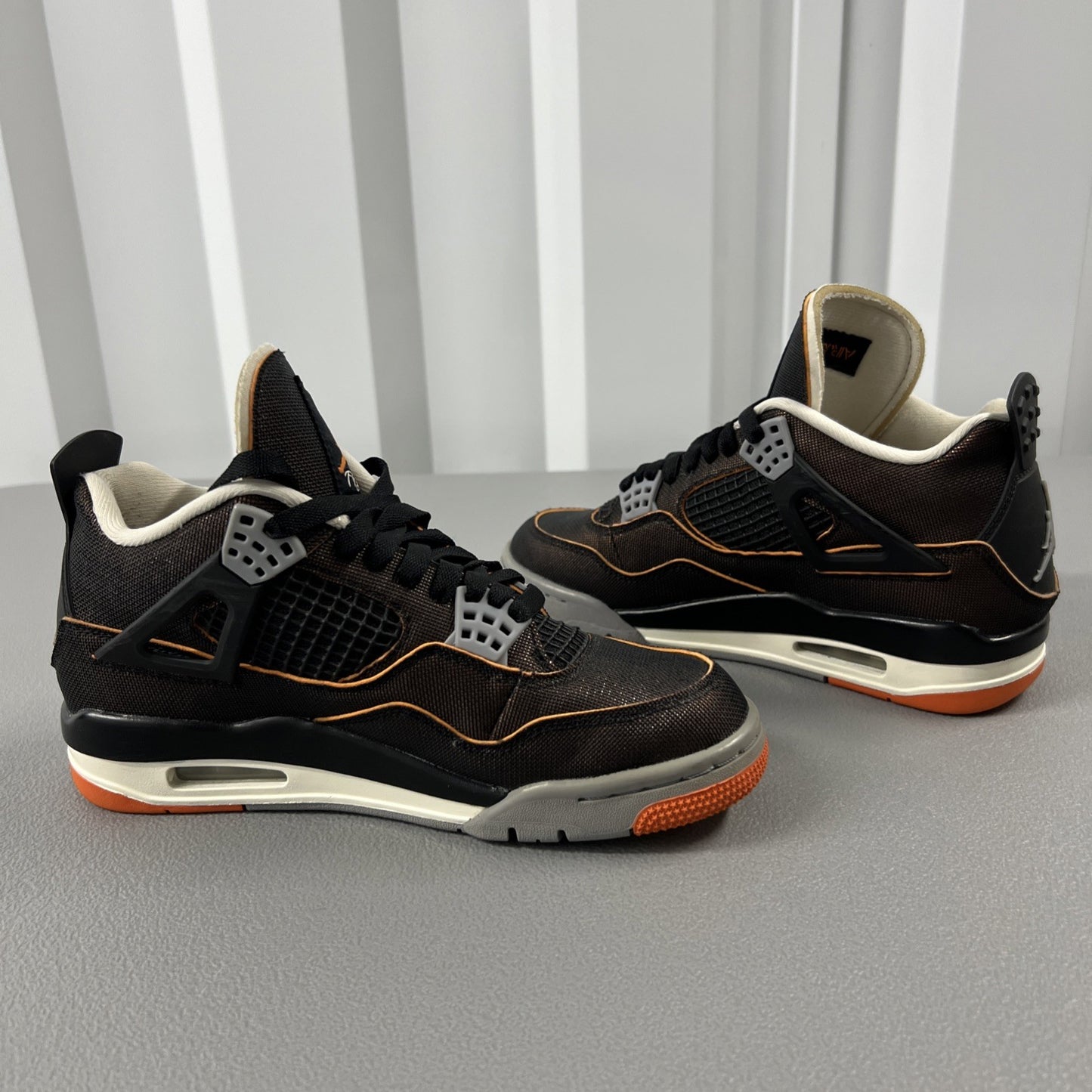 Size 6.5 - Air Jordan 4 Retro Starfish (Women’s)