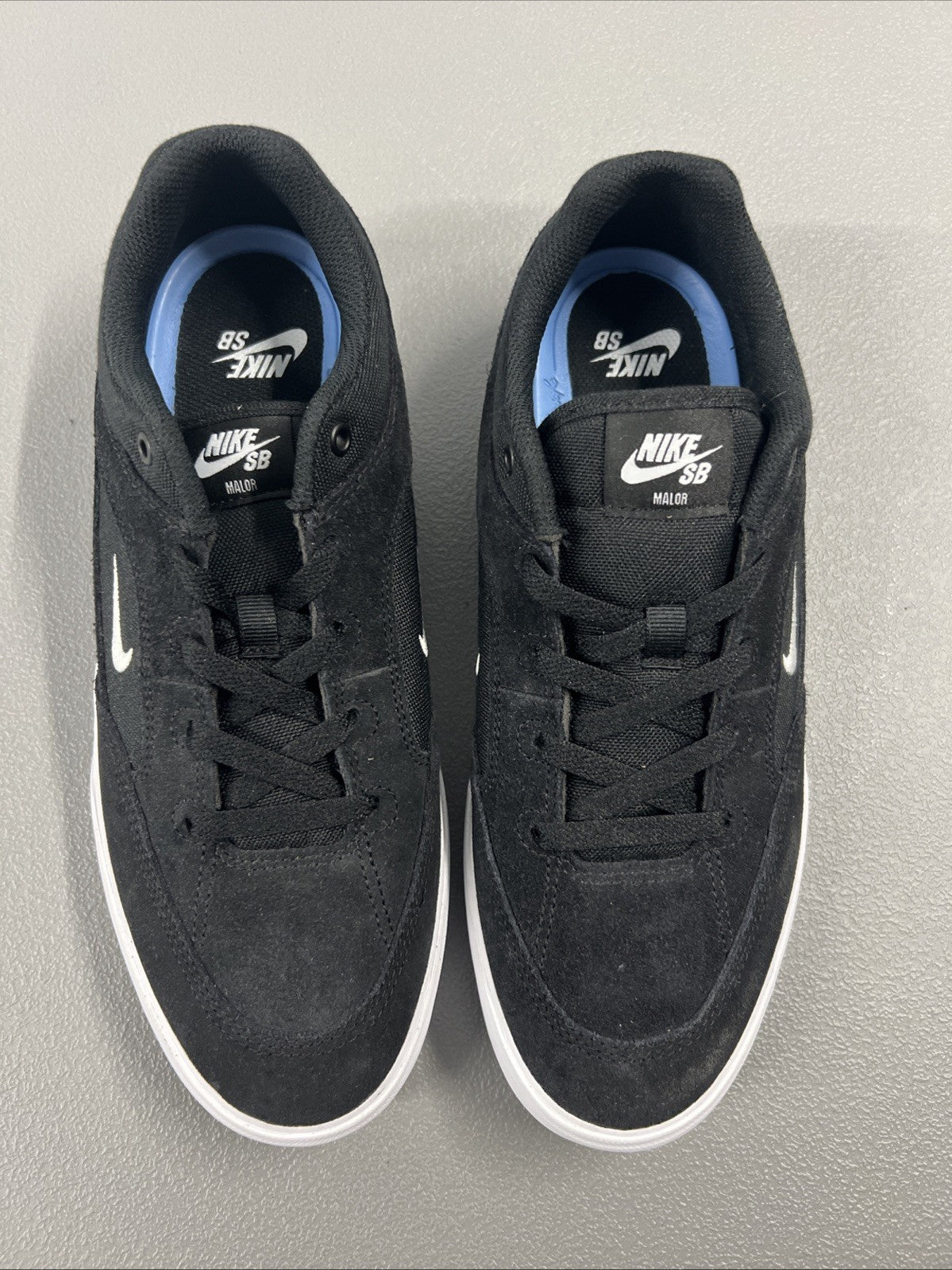 Size 9.5 - Nike Malor SB Black White
