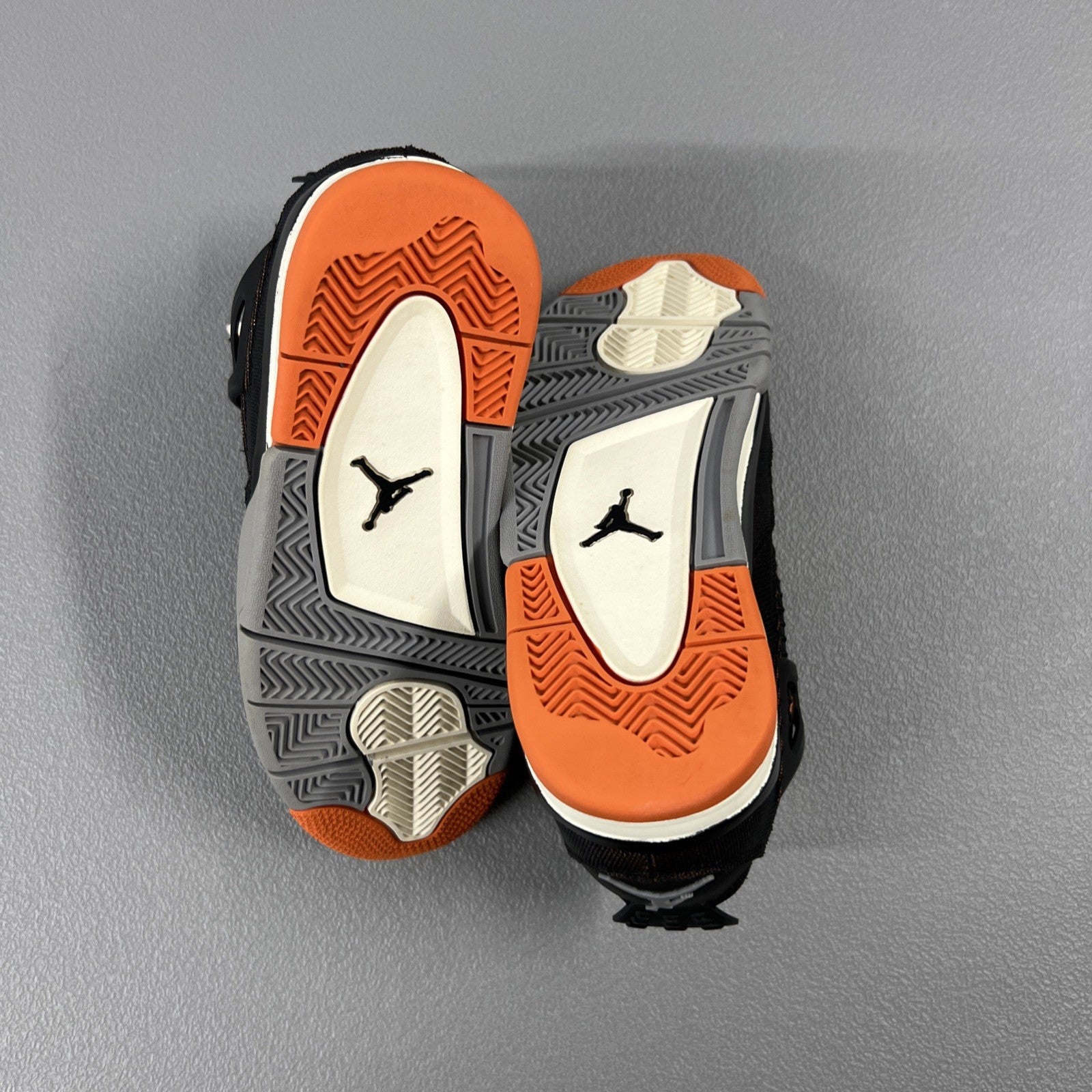 Size 6.5 - Air Jordan 4 Retro Starfish (Women’s)