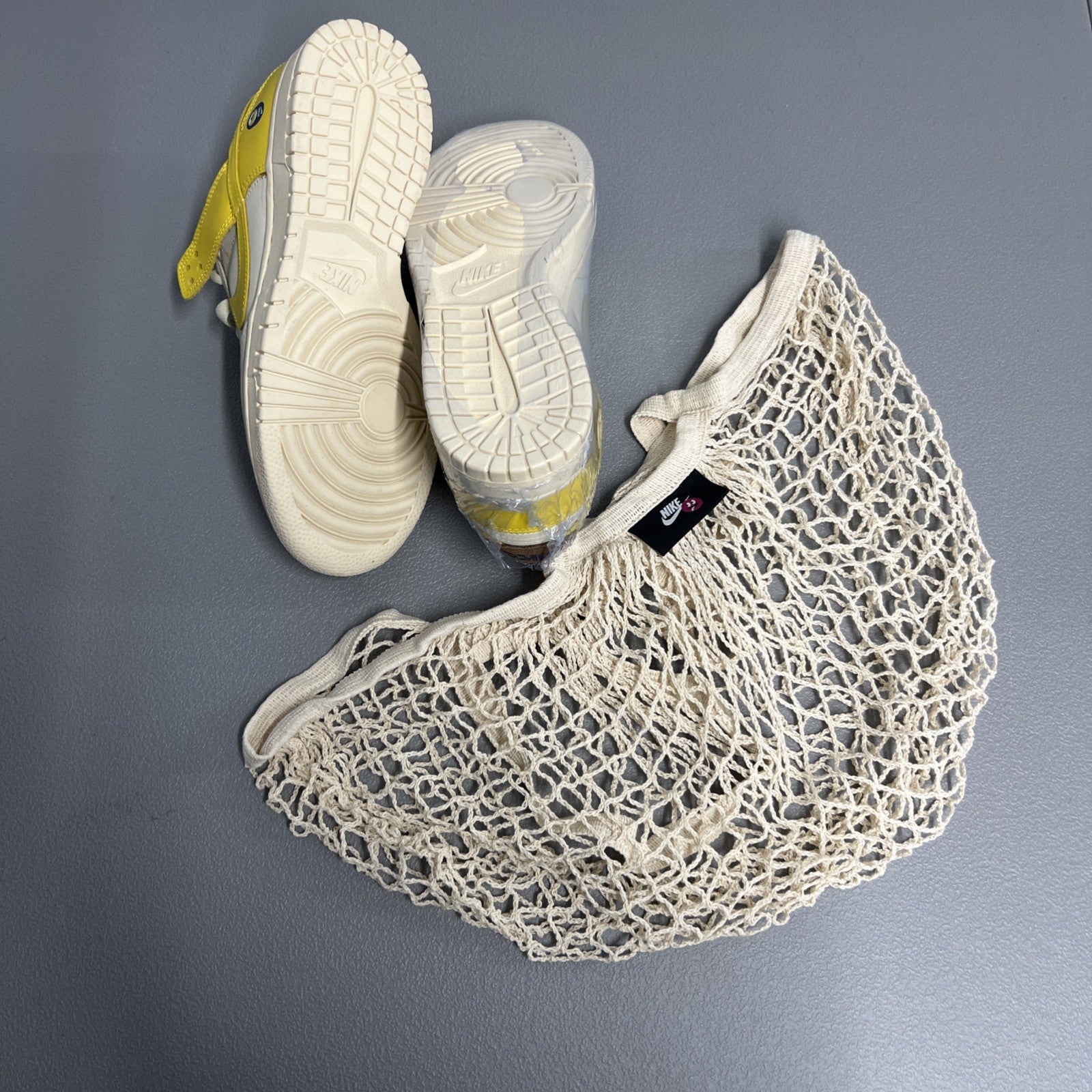 Size 7.5 - Wmns or 6 Men’s Nike Dunk Low LX Banana