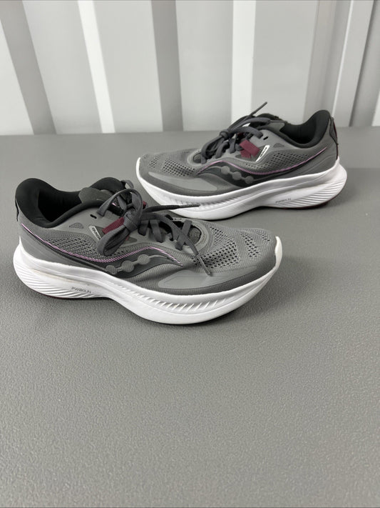 Size 6.5- Saucony Guide 14 Alloy Cherry (Wmns)