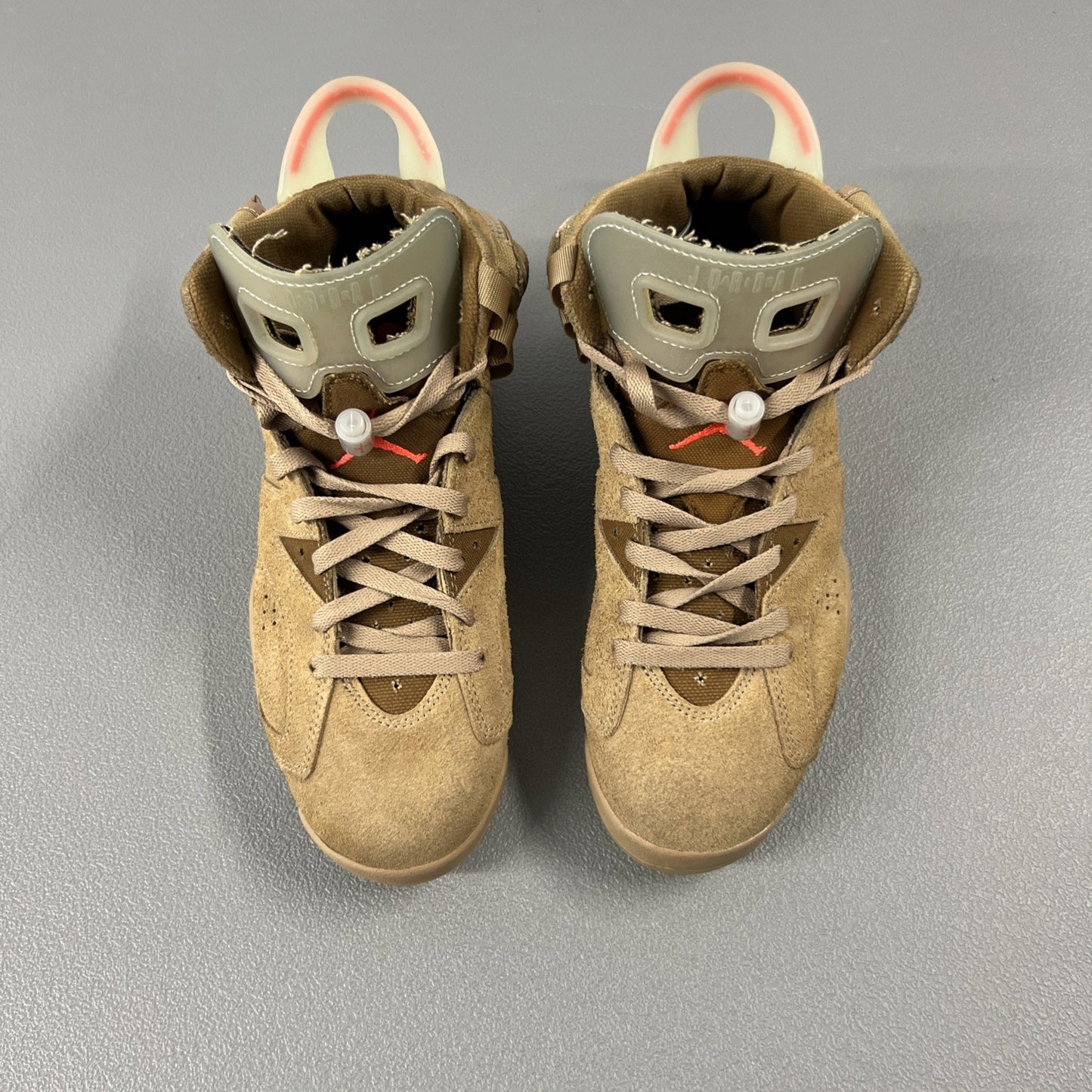 Size 8 Men’s or 9.5 Wmns Air Jordan 6 Retro Travis Scott ‘British Khaki’
