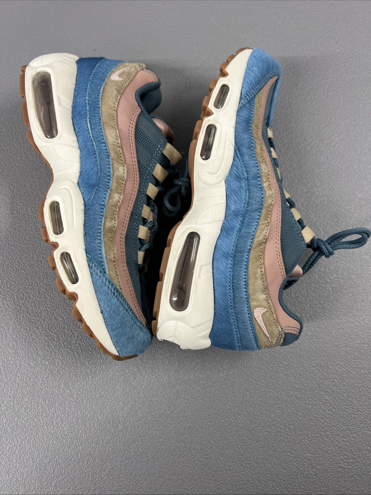 Size 8.5 - Nike Air Max 95 ‘Embossed Fur Pony’ (Women's)