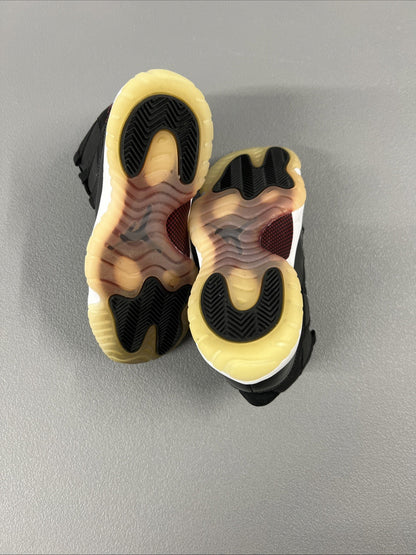 Size 5Y or 6.5 Wmns - Jordan 11 Retro 72-10 (GS)
