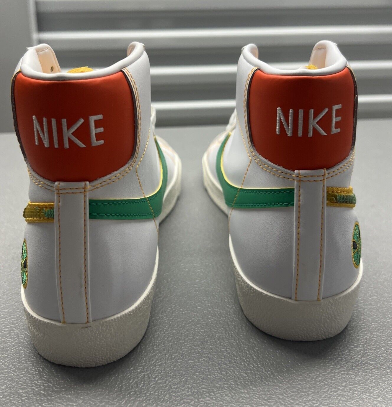 Size 10 Nike Blazer Mid 77 Raygun ( Men’s)