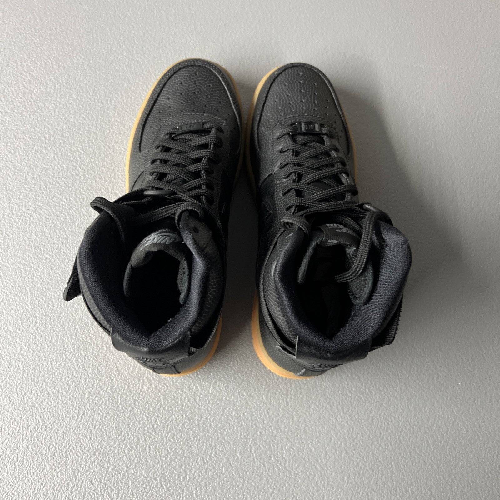 Size 7 Wmns- Air Force 1 Hi SE 'Black Gum'