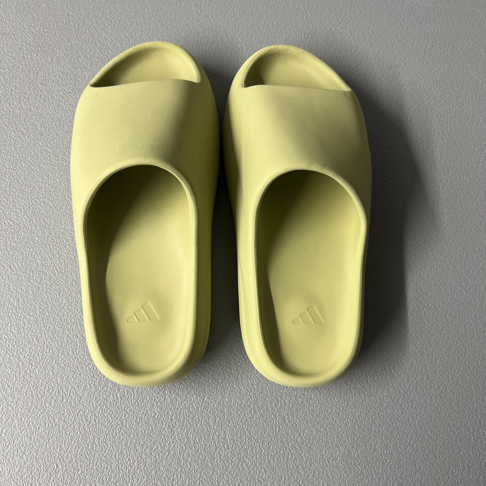 Size 9 Men’s or 10.5 Wmns- Adidas Yeezy Slide ‘Resin’