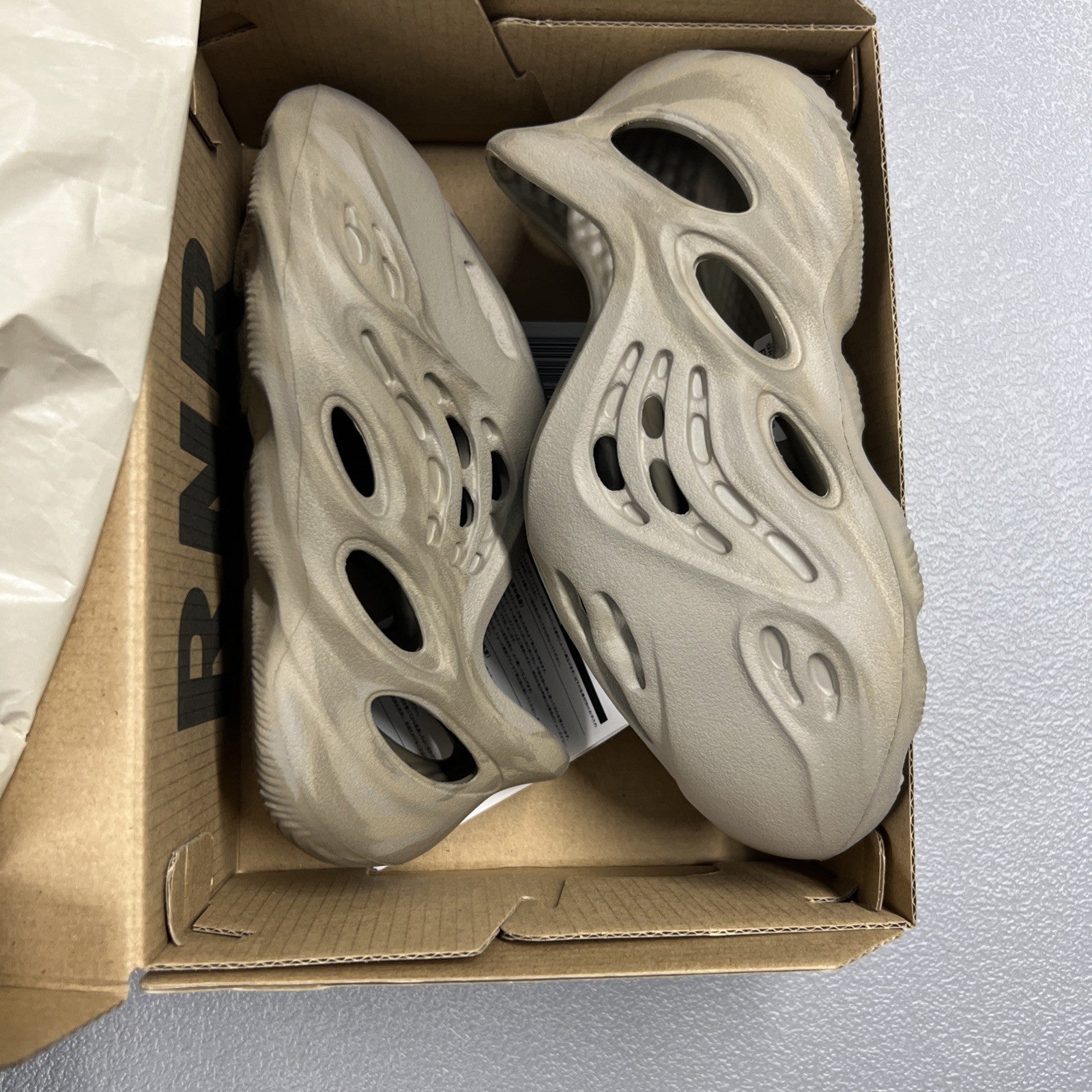 Size 9 Kids Adidas Yeezy Foam RNNR (Stone Sage)