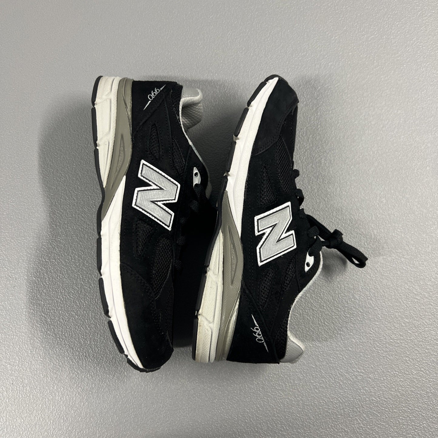 Size 7- New Balance 990v3 Big Kids ‘Black Grey' GC990BS3 (GS)