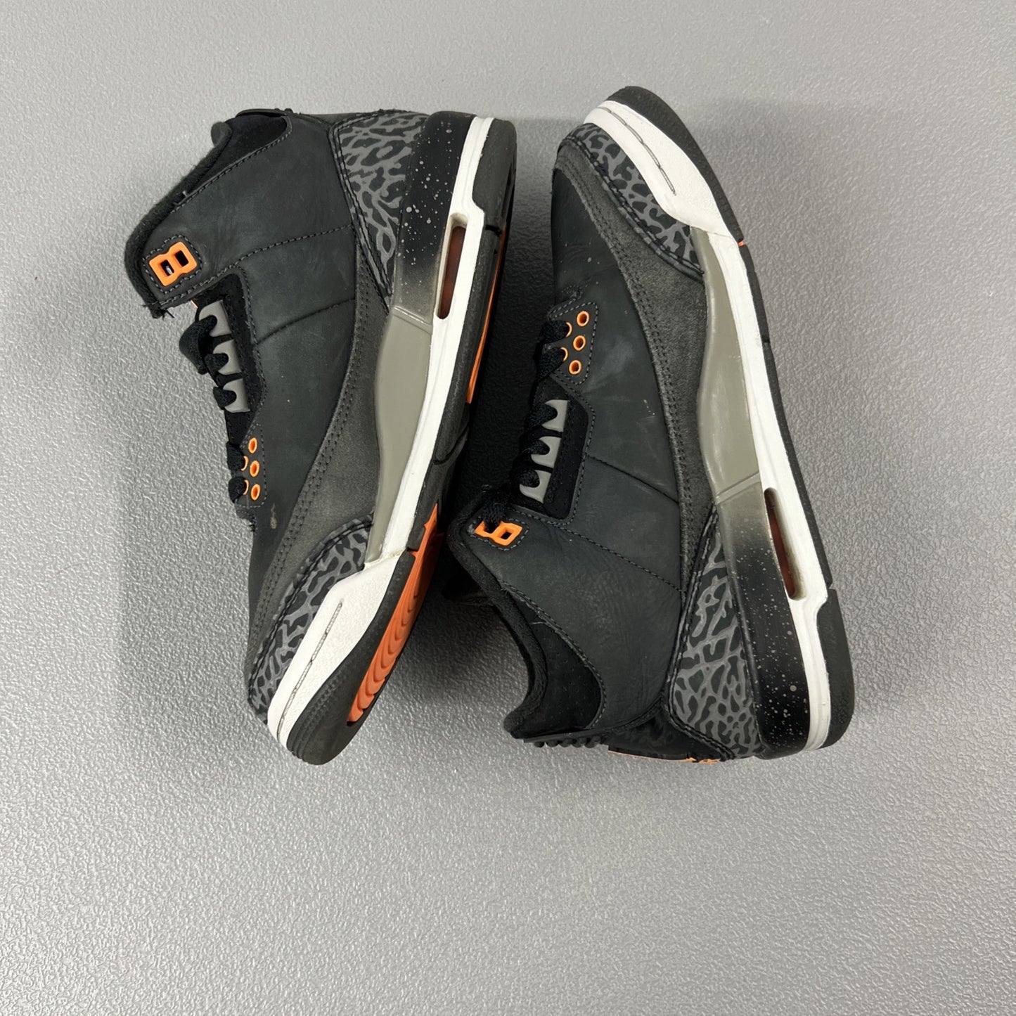 Size 5.5Y-Air Jordan 3 Retro GS 'Fear' 2023’