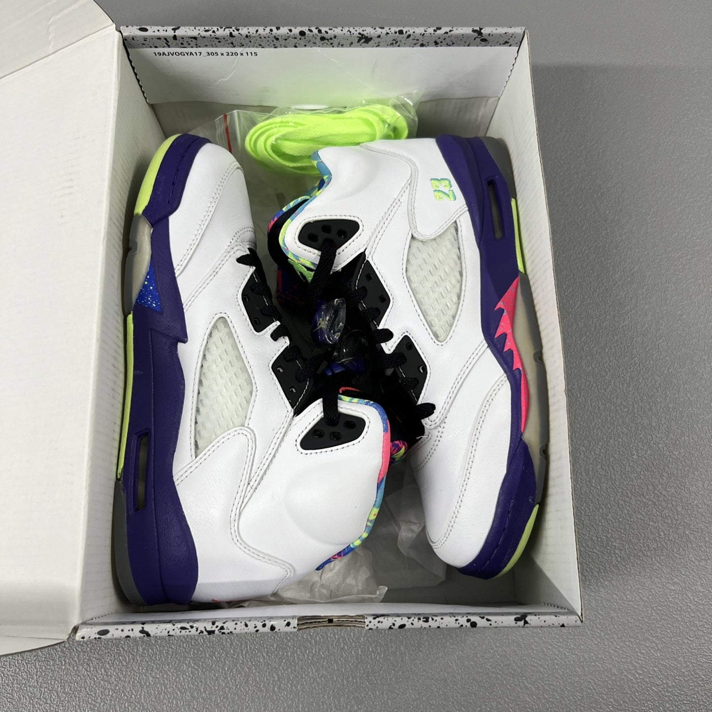 Size 6Y or 7.5 Wmns - Jordan 5 Retro Bel-Air 2020