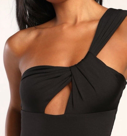 Lulus Sultry Chic One-Shoulder Cutout Bodysuit - Black