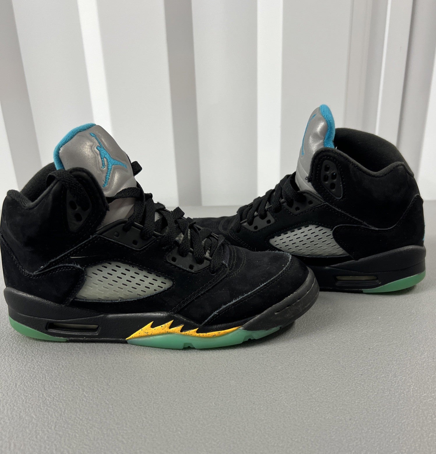 Size 5Y - Air Jordan 5 Retro GS 'Aqua'