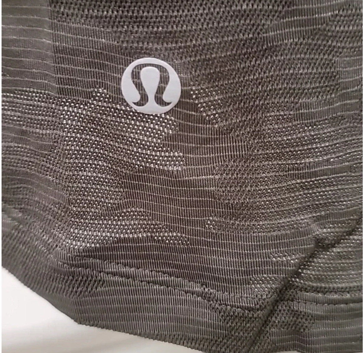 Size 8- Lululemon Run For Days Tank Deep Camo (17.5” Pit To Pit)