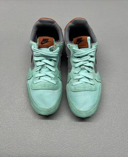 Size 8-Nike Internationalist Women’s 'Artisan Teal'