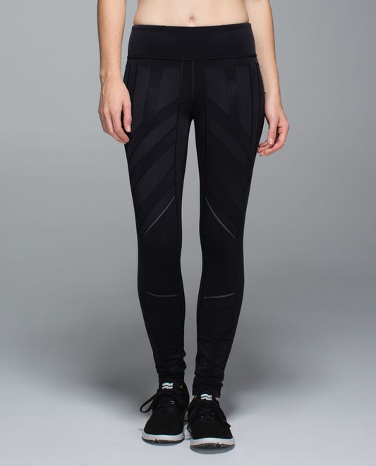 Size 8-Lululemon Black Flurry Fighter leggings