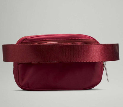 Lululemon Everywhere Belt Bag *1L Red Merlot