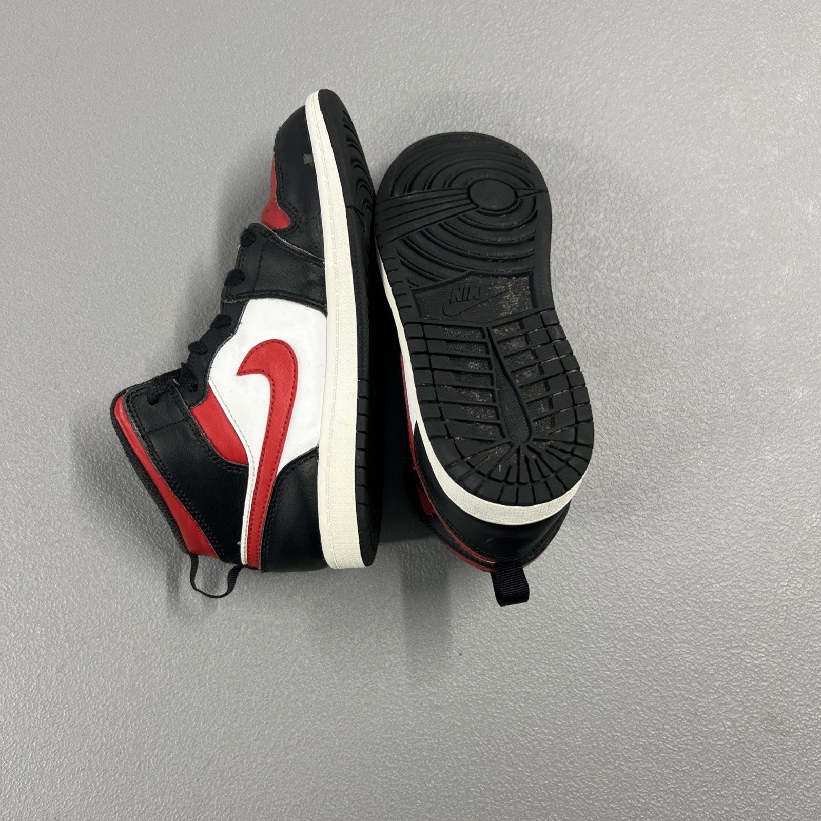 Size 2.5Y- Air Jordan 1 Mid PS 'Black Fire Red’