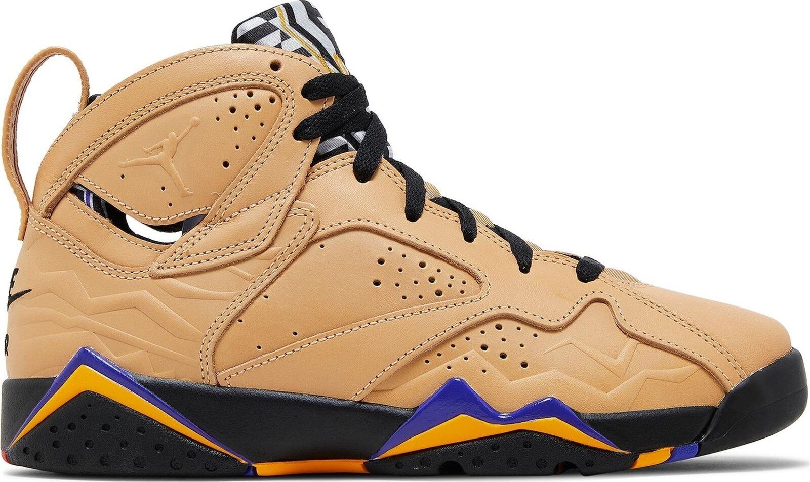 Size 5.5 Y or 7 Wmns- Jordan 7 Retro SE Mid Afrobeats GS